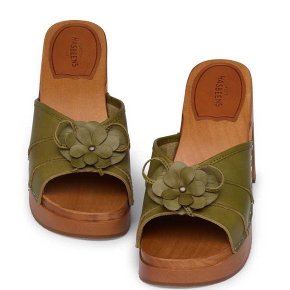 Free People Swedish Hasbeens NWT Olive Green Detail Crowded Slip In Clog fun!🌈 - Picture 12 of 14